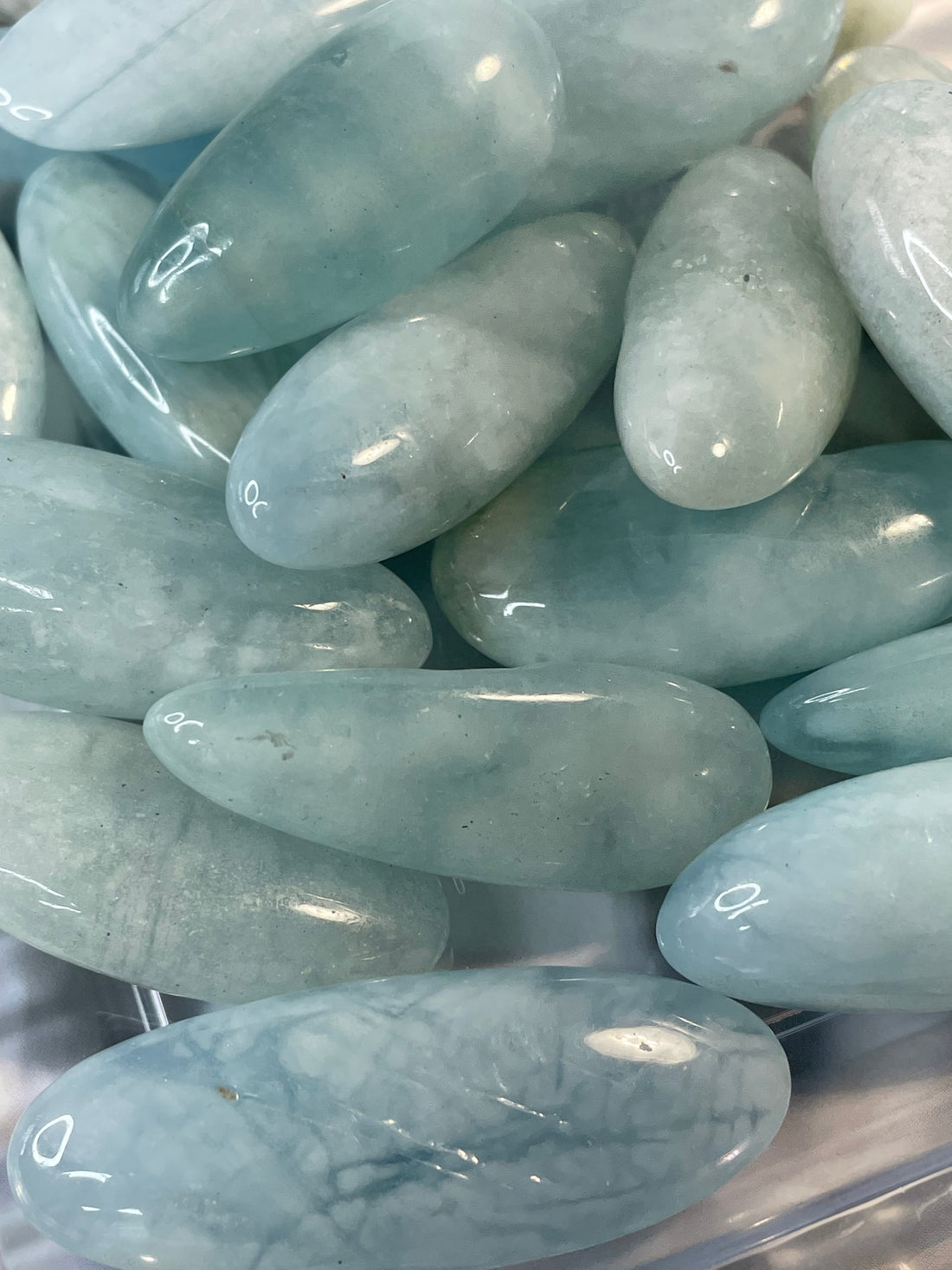 Unlock Better Communication with Aquamarine Crystals!